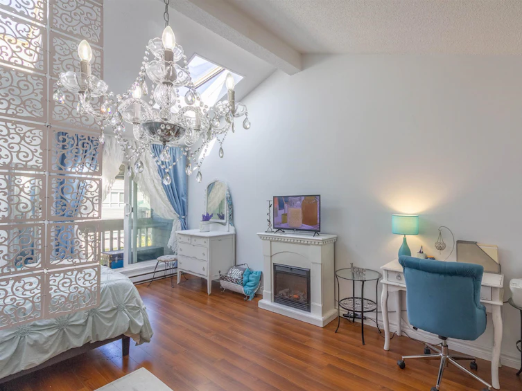 306-1545 East 2nd Avenue, Vancouver, BC, V5N 1C8 - 5