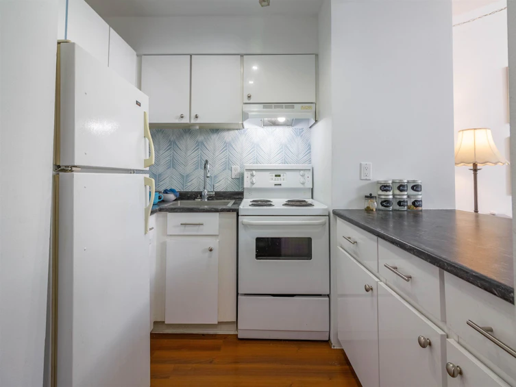 306-1545 East 2nd Avenue, Vancouver, BC, V5N 1C8 - 12
