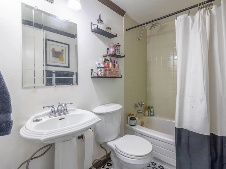 306-1545 East 2nd Avenue, Vancouver, BC, V5N 1C8 - 14