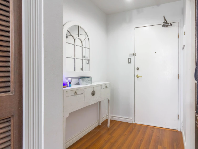 306-1545 East 2nd Avenue, Vancouver, BC, V5N 1C8 - 18