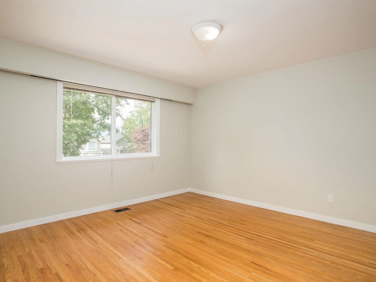 2536 E 29th Avenue, Vancouver, BC, V5R 1V1 - 13