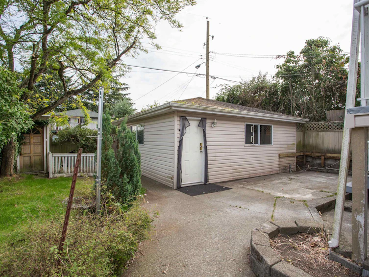 2536 E 29th Avenue, Vancouver, BC, V5R 1V1 - 27