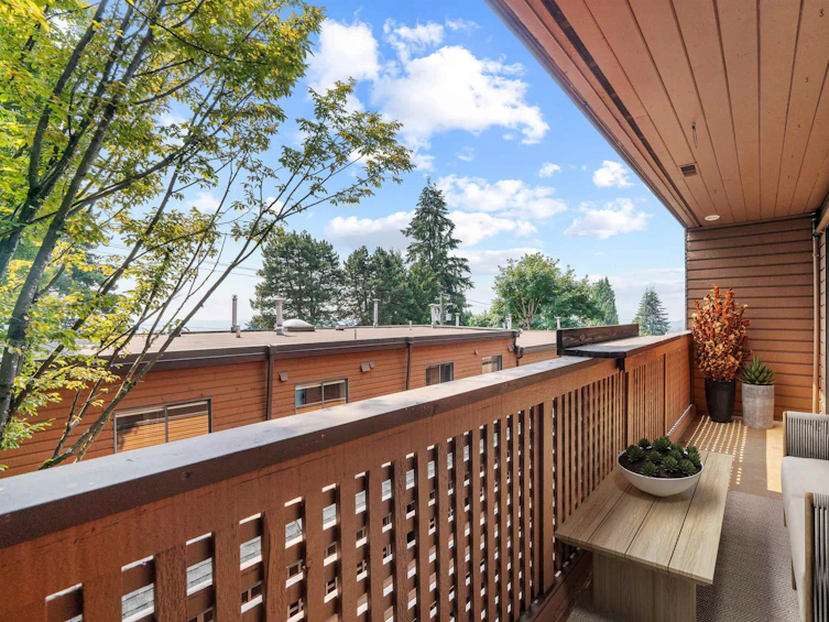 3229 Lonsdale Avenue, North Vancouver, BC, V7N 4G8 - 4