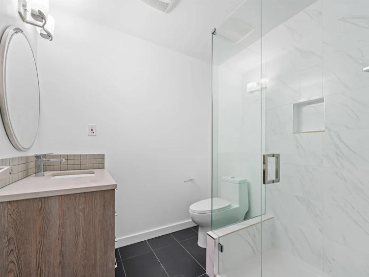 3229 Lonsdale Avenue, North Vancouver, BC, V7N 4G8 - 22
