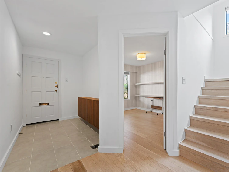 3229 Lonsdale Avenue, North Vancouver, BC, V7N 4G8 - 33