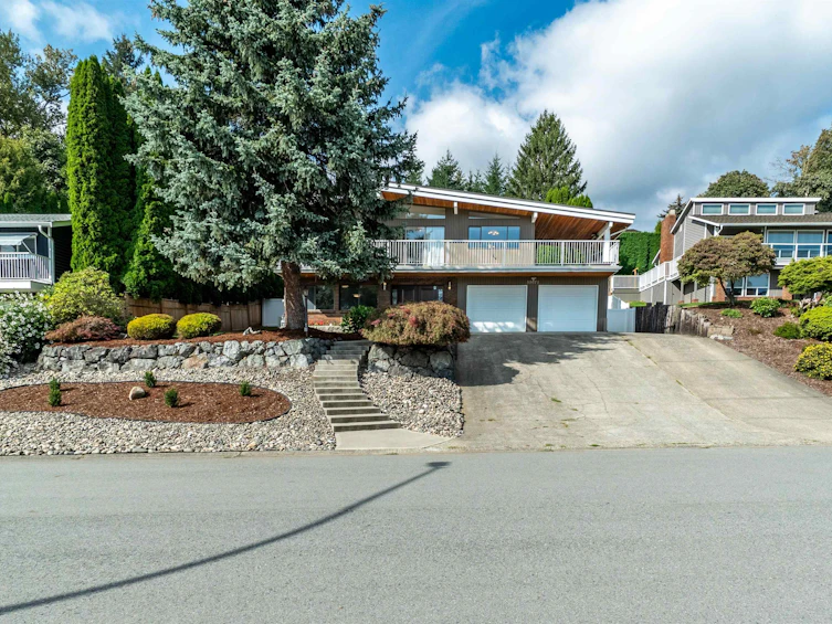 35071 Panorama Drive, Abbotsford, BC, V3G 2E4 - 2