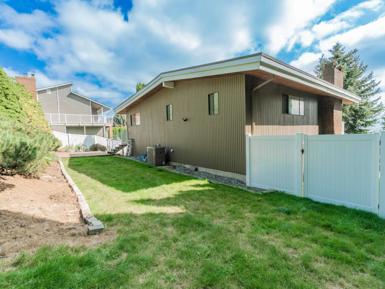 35071 Panorama Drive, Abbotsford, BC, V3G 2E4 - 36