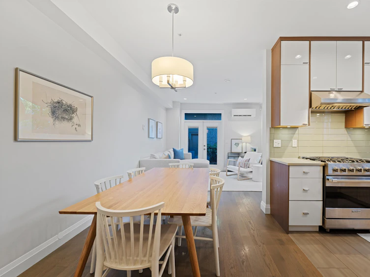 39 East 13th Avenue, Vancouver, BC, V5T 2K2 - 10