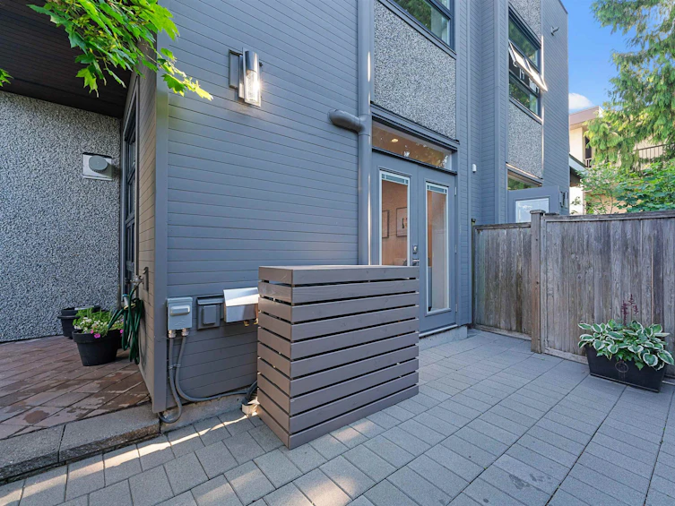 39 East 13th Avenue, Vancouver, BC, V5T 2K2 - 32