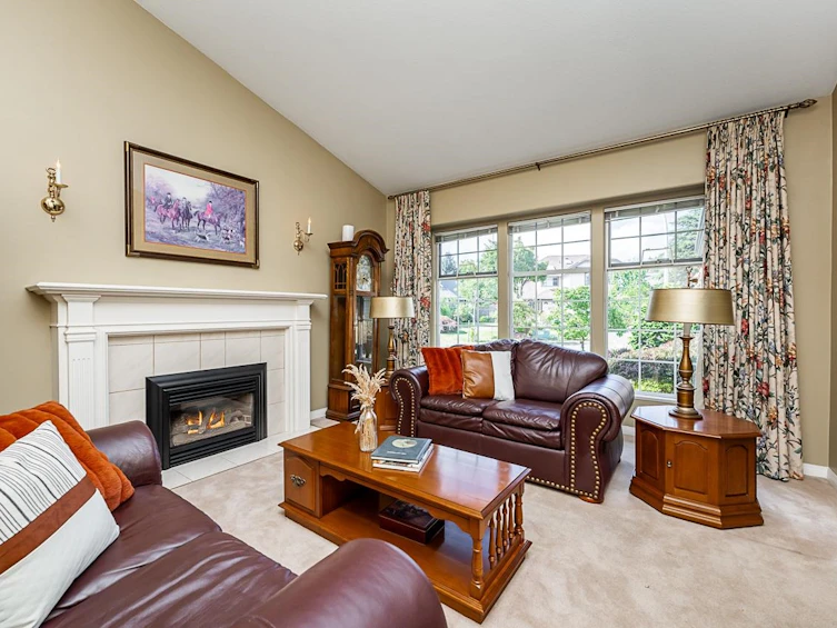 6068 185 Street, Surrey, BC, V3S 7P7 - 5