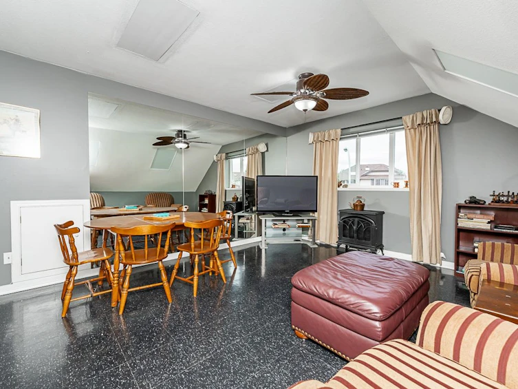 6068 185 Street, Surrey, BC, V3S 7P7 - 25
