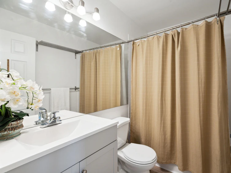 201-2109 Rowland Street, Port Coquitlam, BC, V3C 6J4 - 24