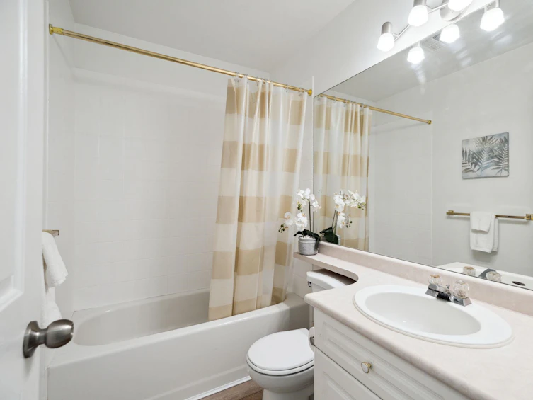 201-2109 Rowland Street, Port Coquitlam, BC, V3C 6J4 - 25