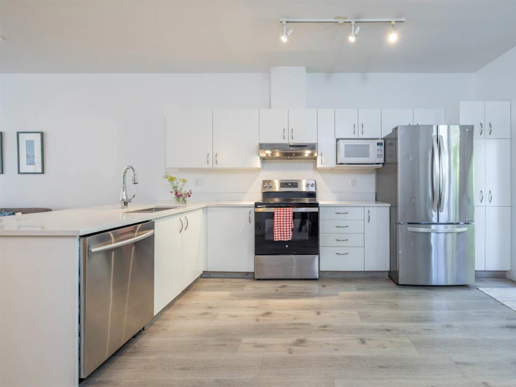 13-14959 58, Surrey, BC, V3S 9Y9 - 5