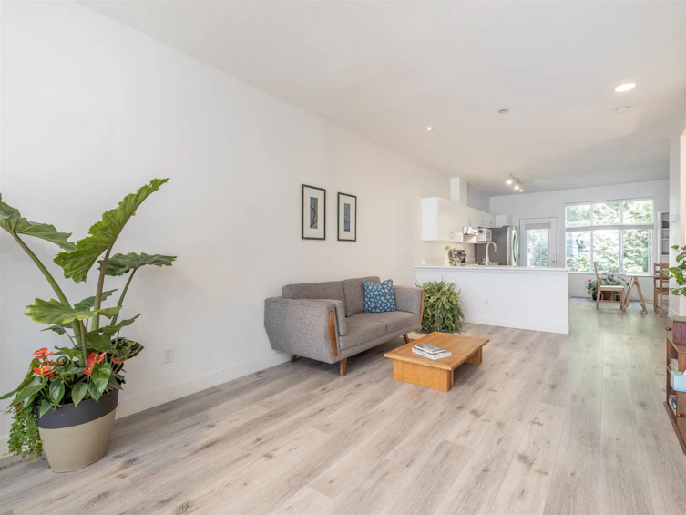 13-14959 58, Surrey, BC, V3S 9Y9 - 11