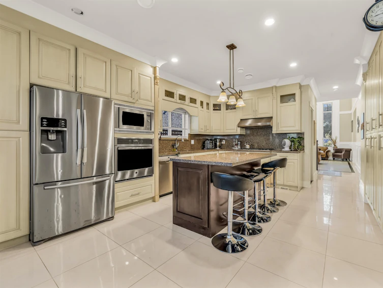 6411 Blundell Road, Richmond, BC, V7C 1H7 - 5