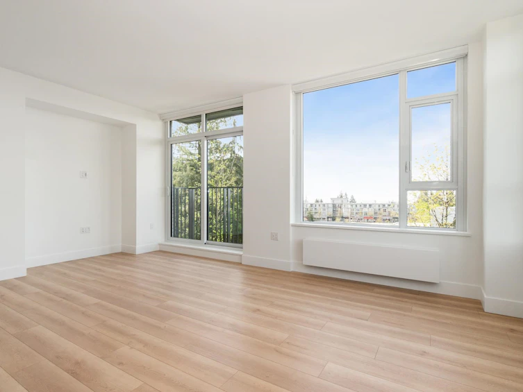 602-8750 University Crescent, Burnaby, BC, V5A 0G9 - 9