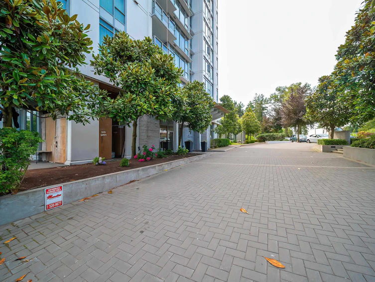 2902-6688 Arcola Street, Burnaby, BC, V5E 0B3 - 12