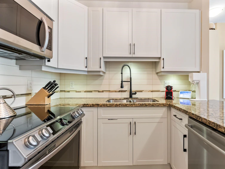 210-12525 190a Street, Pitt Meadows, BC, V3Y 0E1 - 5