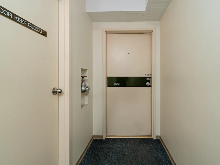 802-4300 Mayberry Street, Burnaby, BC, V5H 4A4 - 5