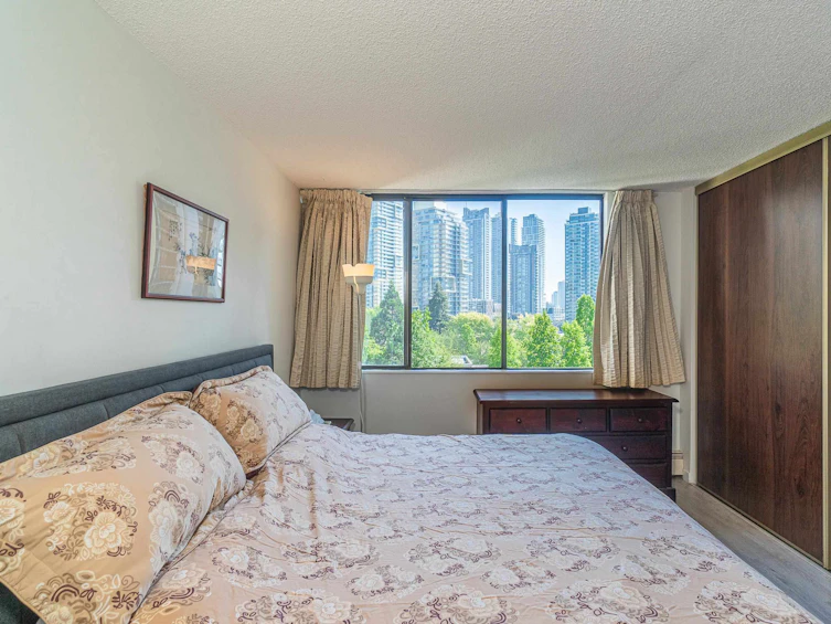 802-4300 Mayberry Street, Burnaby, BC, V5H 4A4 - 9