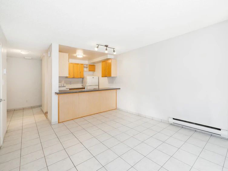 111-808 East 8th Avenue, Vancouver, BC, V5T 1T5 - 7