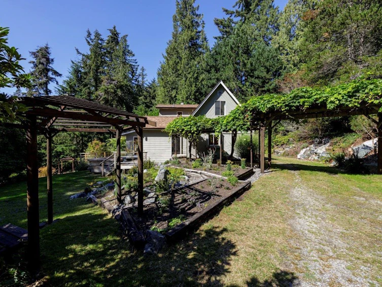 687 Windjammer Road, Bowen Island, BC, V0N 1G2 - 26