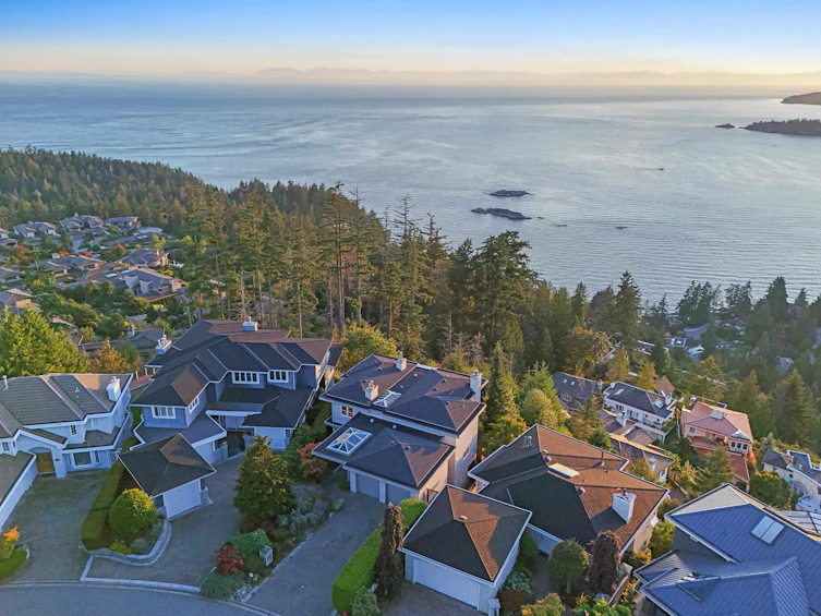 5476 West Vista Court, West Vancouver, BC, V7W 3G8 - 38