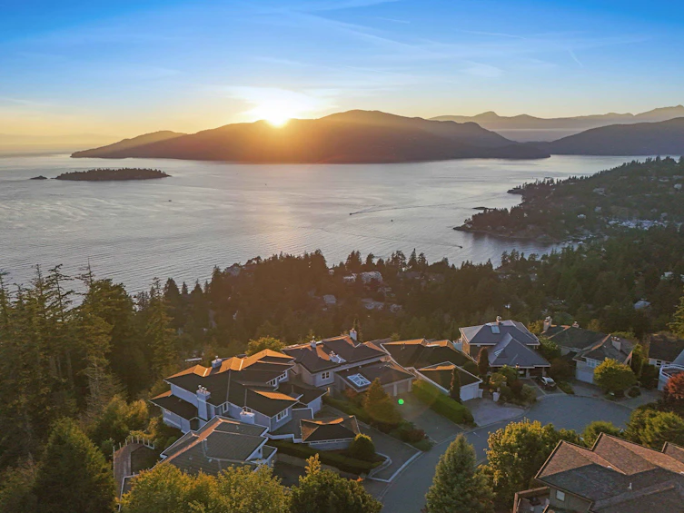 5476 West Vista Court, West Vancouver, BC, V7W 3G8 - 39