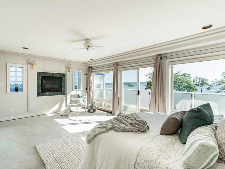 15441 Marine Drive, Surrey, BC, V4B 1C8 - 15