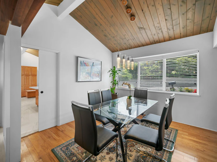 953 Ranch Park Way, Coquitlam, BC, V3C 2H7 - 11