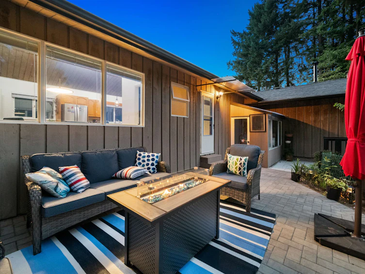 953 Ranch Park Way, Coquitlam, BC, V3C 2H7 - 27