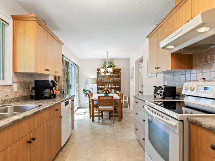19430 Davison Road, Pitt Meadows, BC, V3Y 1A7 - 14