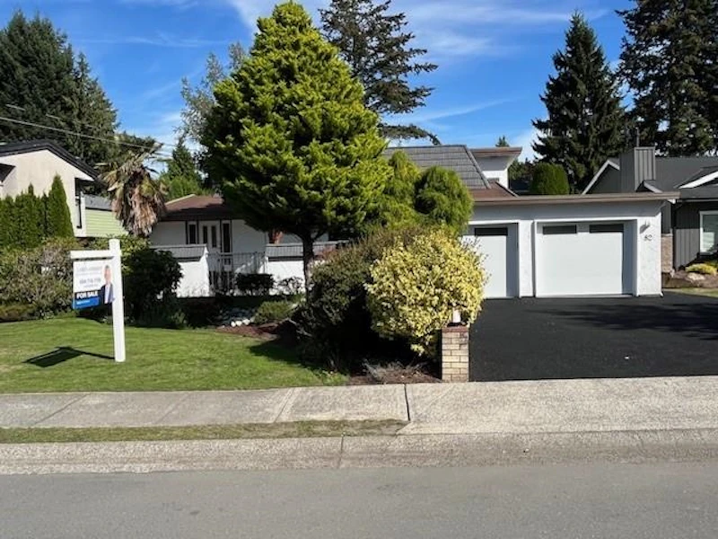 82 52a Street, Delta BC V4M 2Z5