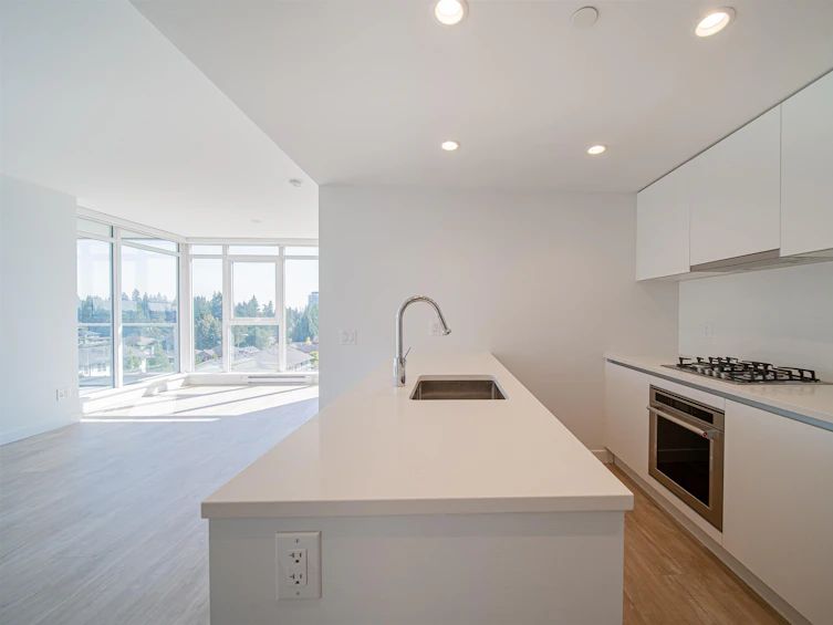 709-525 Foster Avenue, Coquitlam, BC, V3J 0H6 - 3
