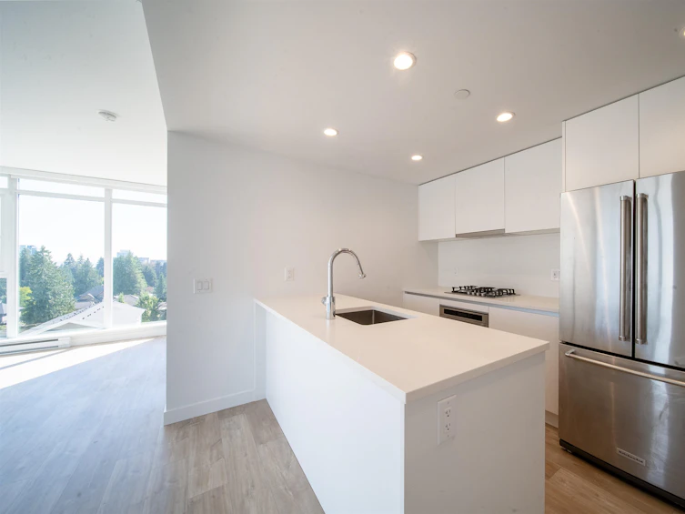 709-525 Foster Avenue, Coquitlam, BC, V3J 0H6 - 6