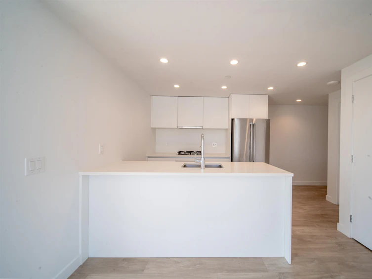 709-525 Foster Avenue, Coquitlam, BC, V3J 0H6 - 7