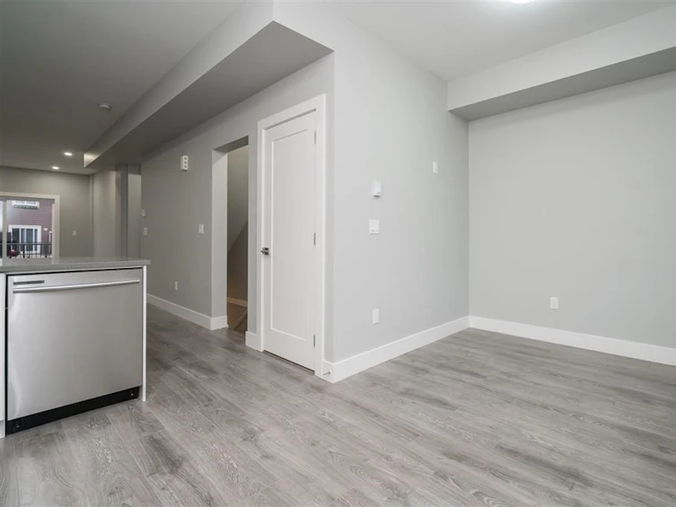 13-2530 Janzen, Abbotsford, BC, V2T 2R8 - 8