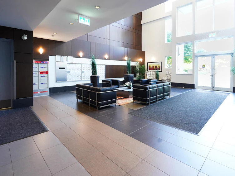 213-15850 26, Surrey, BC, V3Z 2N6 - 3