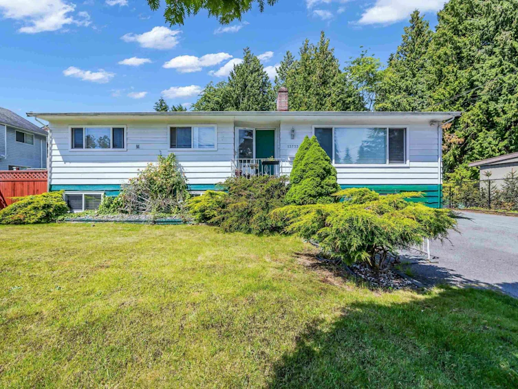 13733 67a Avenue, Surrey, BC, V3W 2C2