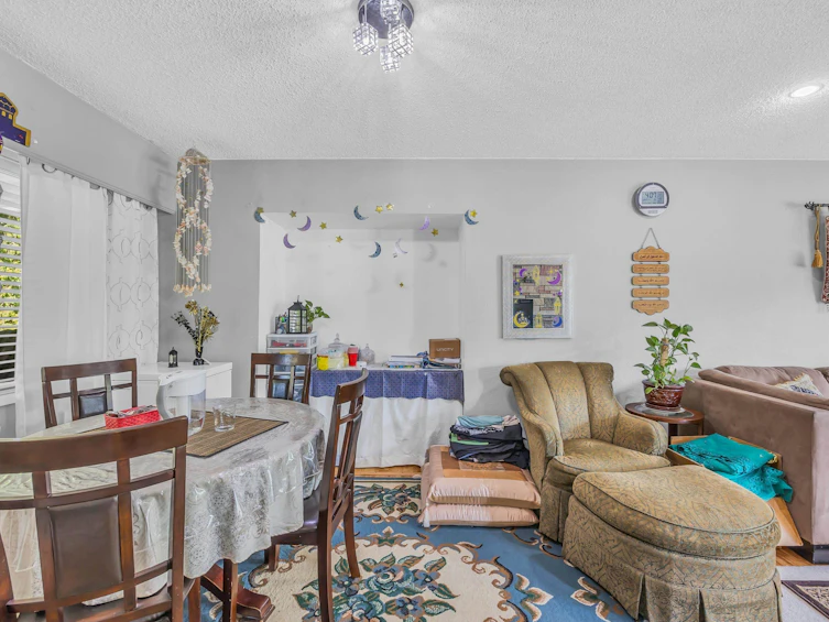 13733 67a Avenue, Surrey, BC, V3W 2C2 - 9