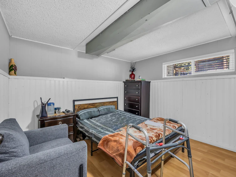 13733 67a Avenue, Surrey, BC, V3W 2C2 - 23