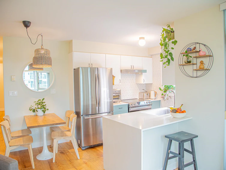 201-2733 Chandlery Place, Vancouver, BC, V5S 4V3 - 2