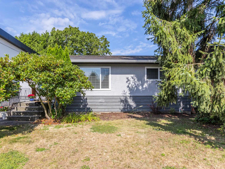 15873 Vine Avenue, Surrey, BC, V4B 2T5 - 18