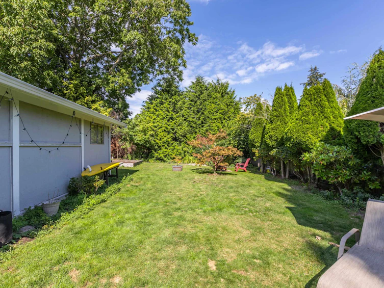 15873 Vine Avenue, Surrey, BC, V4B 2T5 - 21