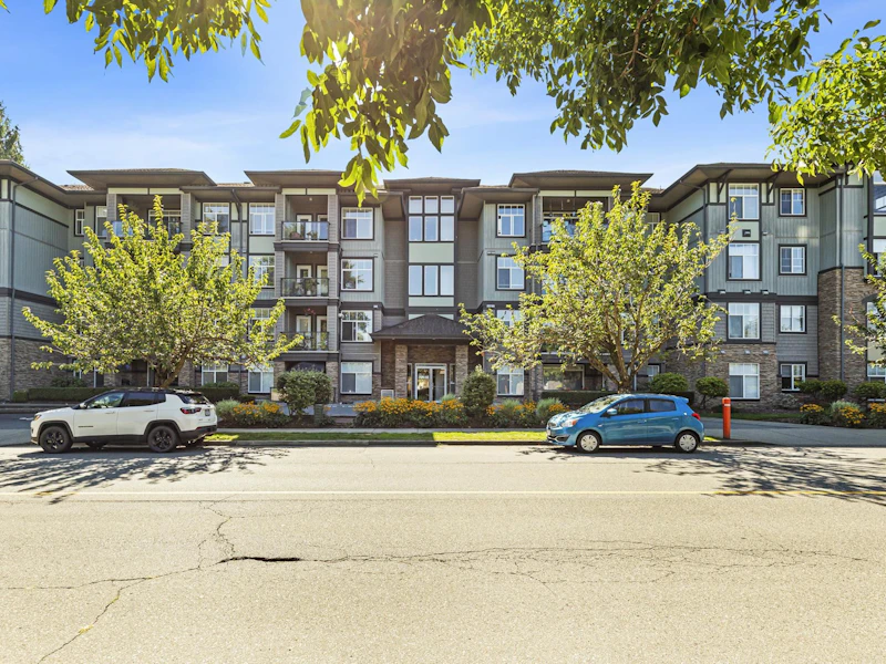 205 - 33338 Mayfair Avenue, Abbotsford BC V2S 0A4