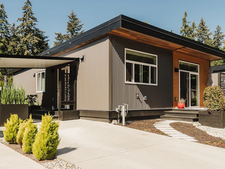 71-4496 Sunshine Coast Highway, Sechelt, BC, V0N 3A1 - 2