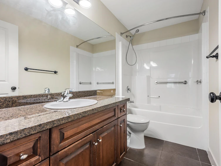 100-45893 Chesterfield Avenue, Chilliwack, BC, V2P 1M5 - 30