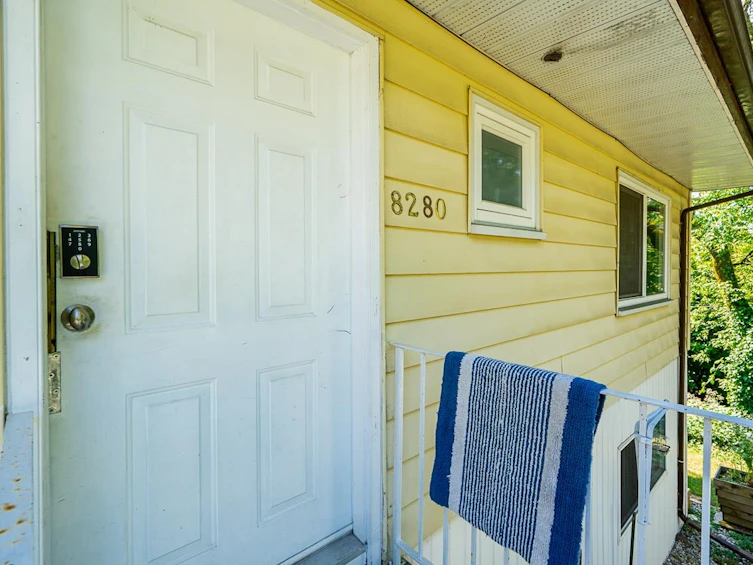 8280 Patterson Avenue, Burnaby, BC, V5J 3P9 - 5