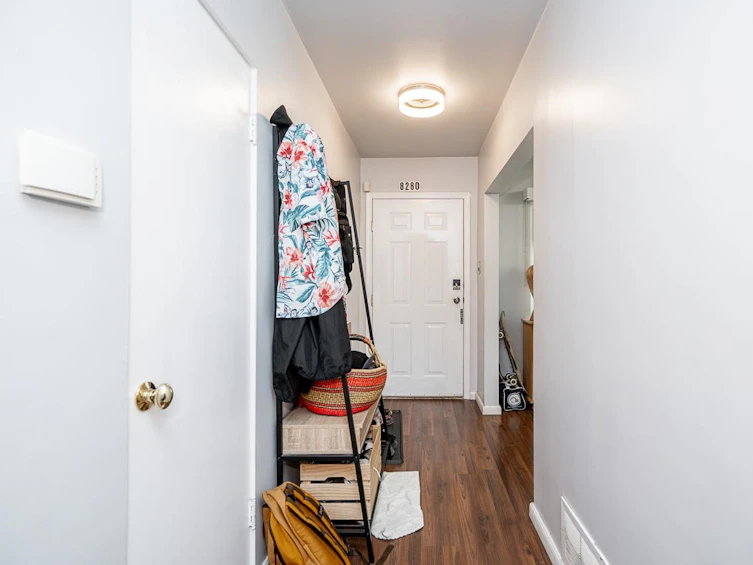 8280 Patterson Avenue, Burnaby, BC, V5J 3P9 - 6
